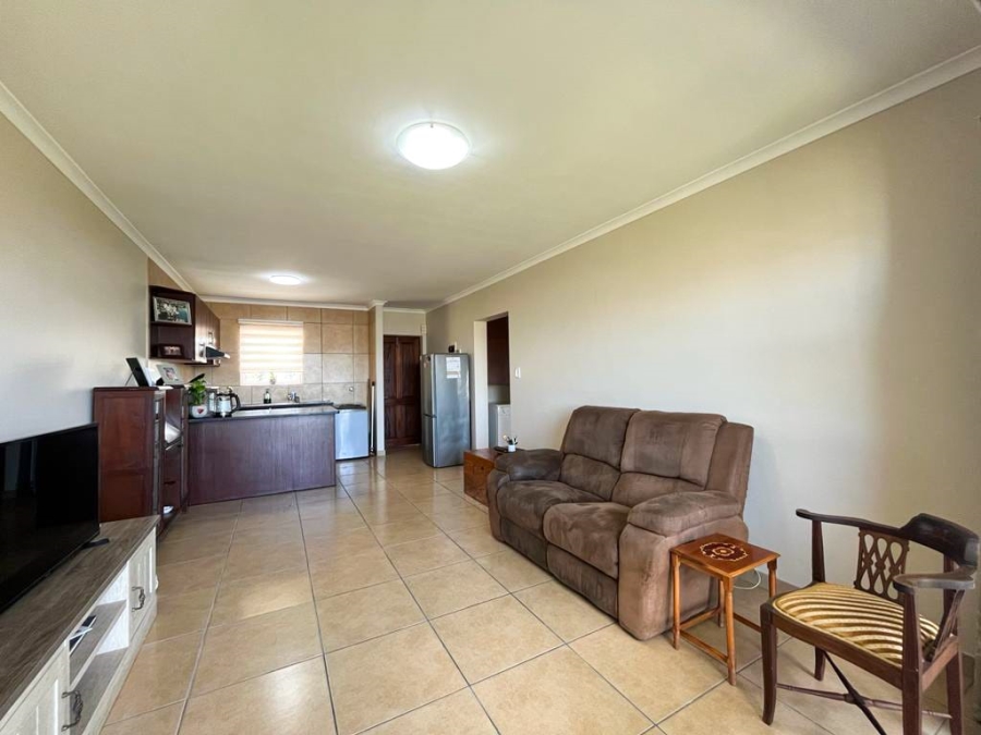 To Let 2 Bedroom Property for Rent in Burgundy Estate Western Cape